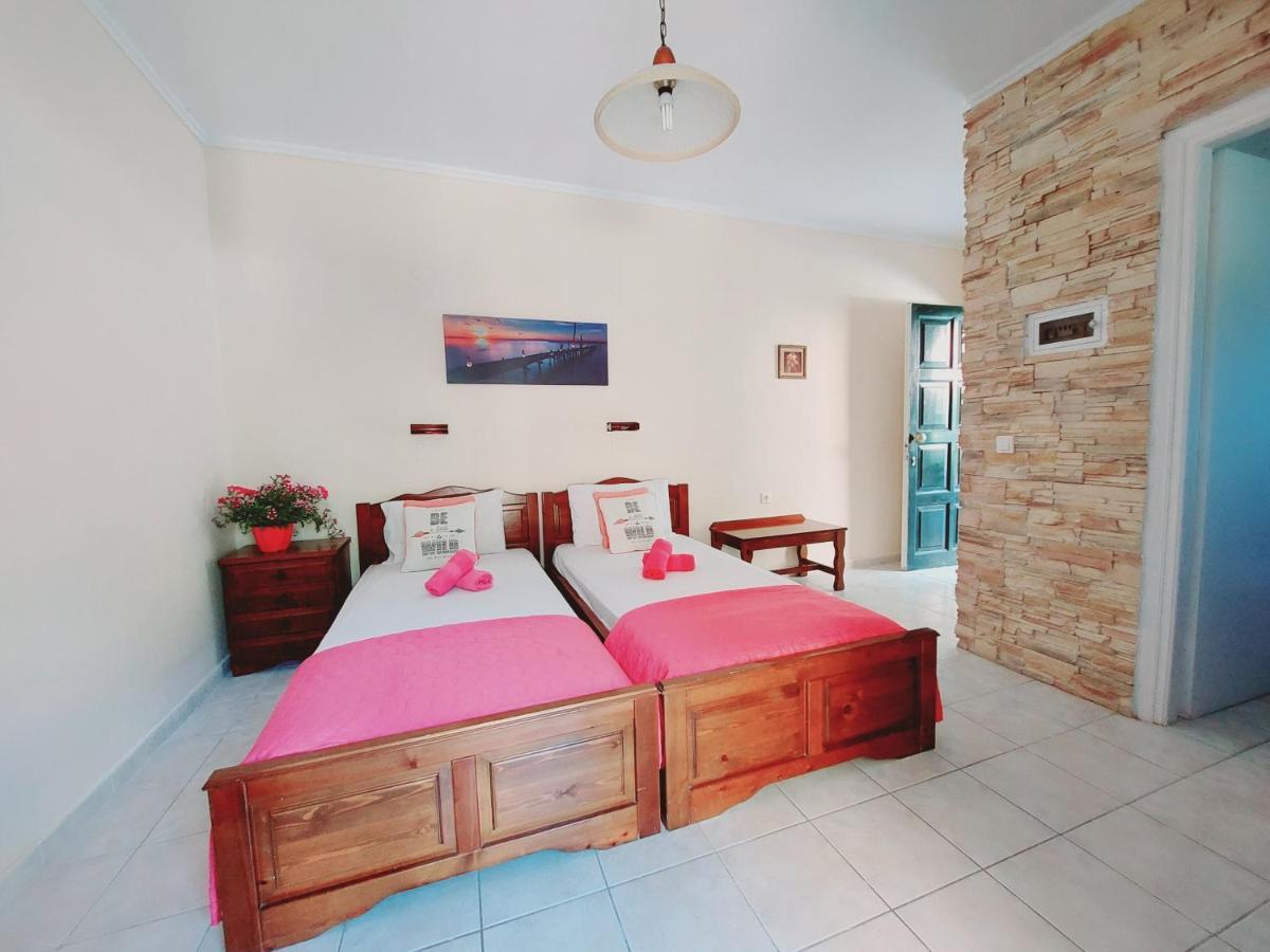 Zoi & Alexia Apartments Ипсос Экстерьер фото
